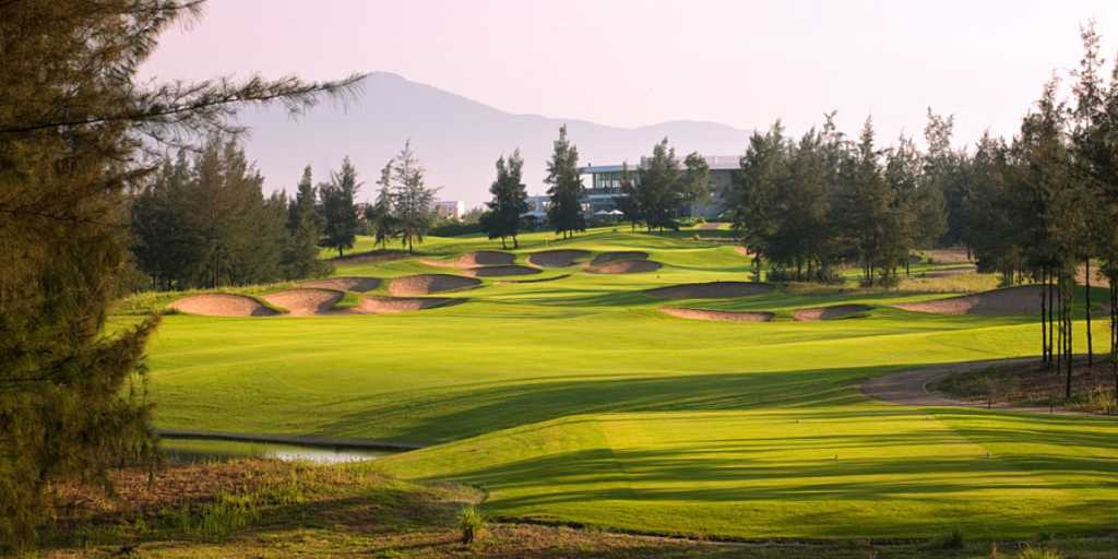 Montgomerie Links