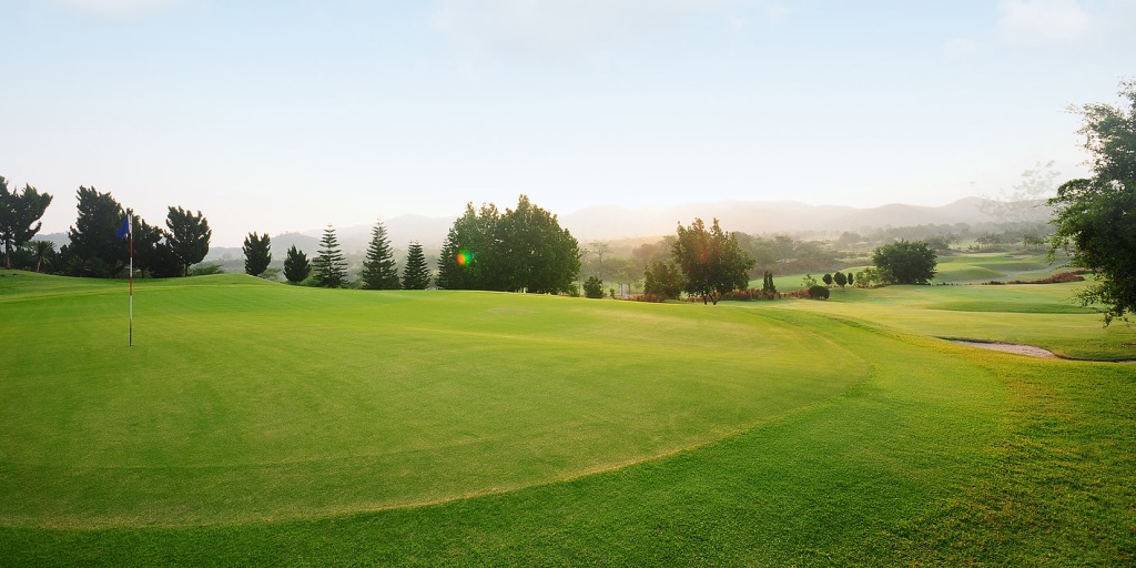 St. Andrews 2000 Golf Club