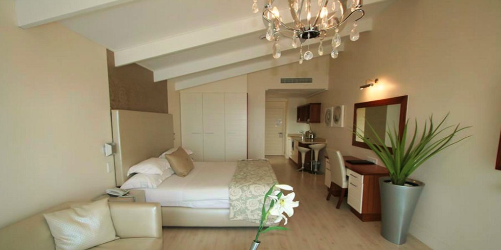 Harbour House Hotel